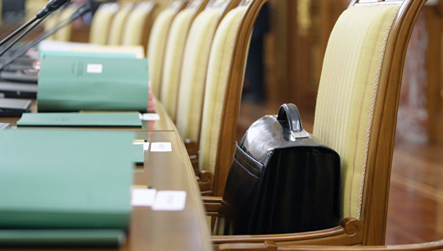 Власти потратят 267 млн рублей на профобразование госслужащих в 2017 году Власти потратят 267 млн рублей на профобразование госслужащих в 2017 году